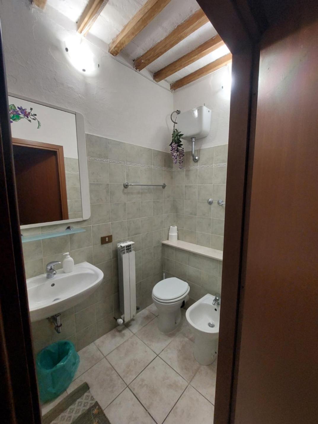 La Convenienza Bed & Breakfast Uliveto Terme ภายนอก รูปภาพ