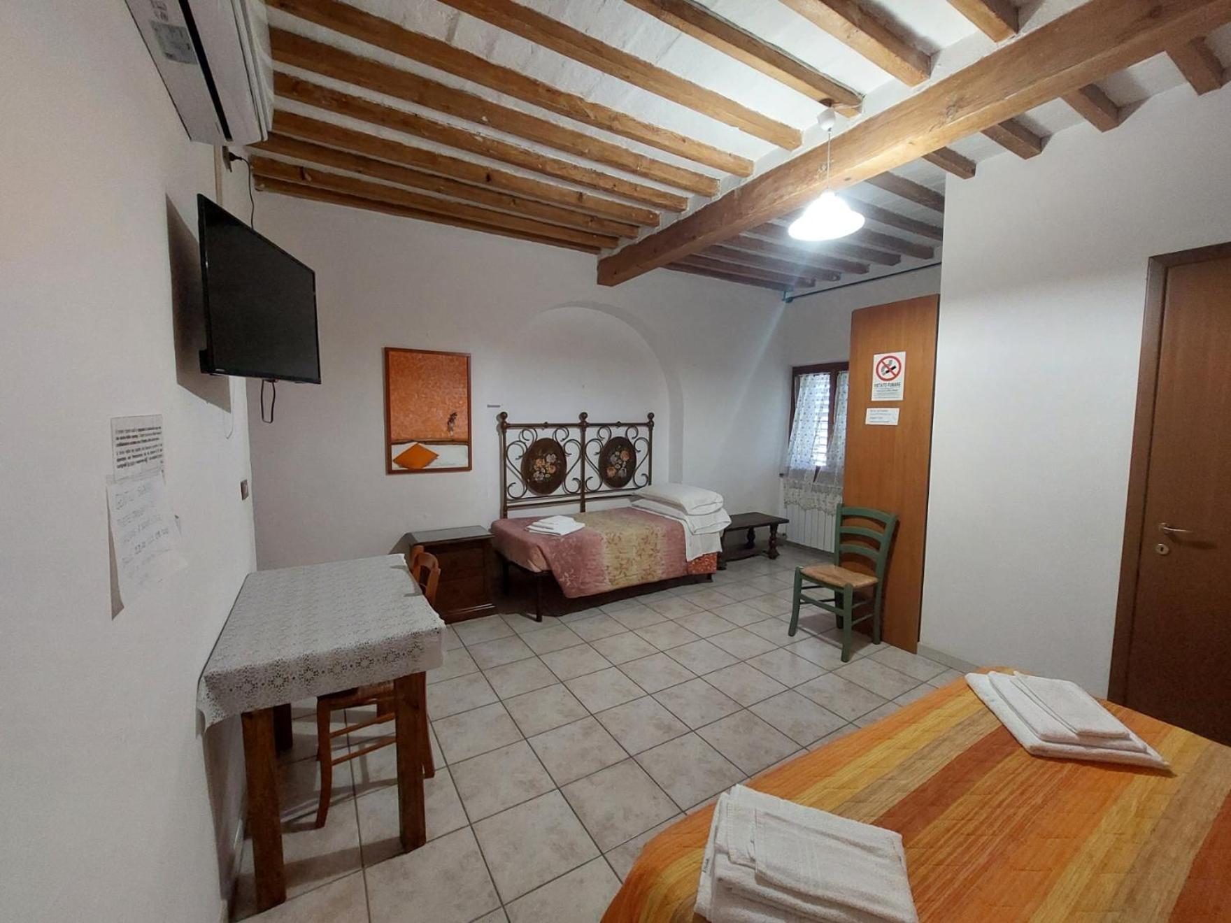 La Convenienza Bed & Breakfast Uliveto Terme ภายนอก รูปภาพ