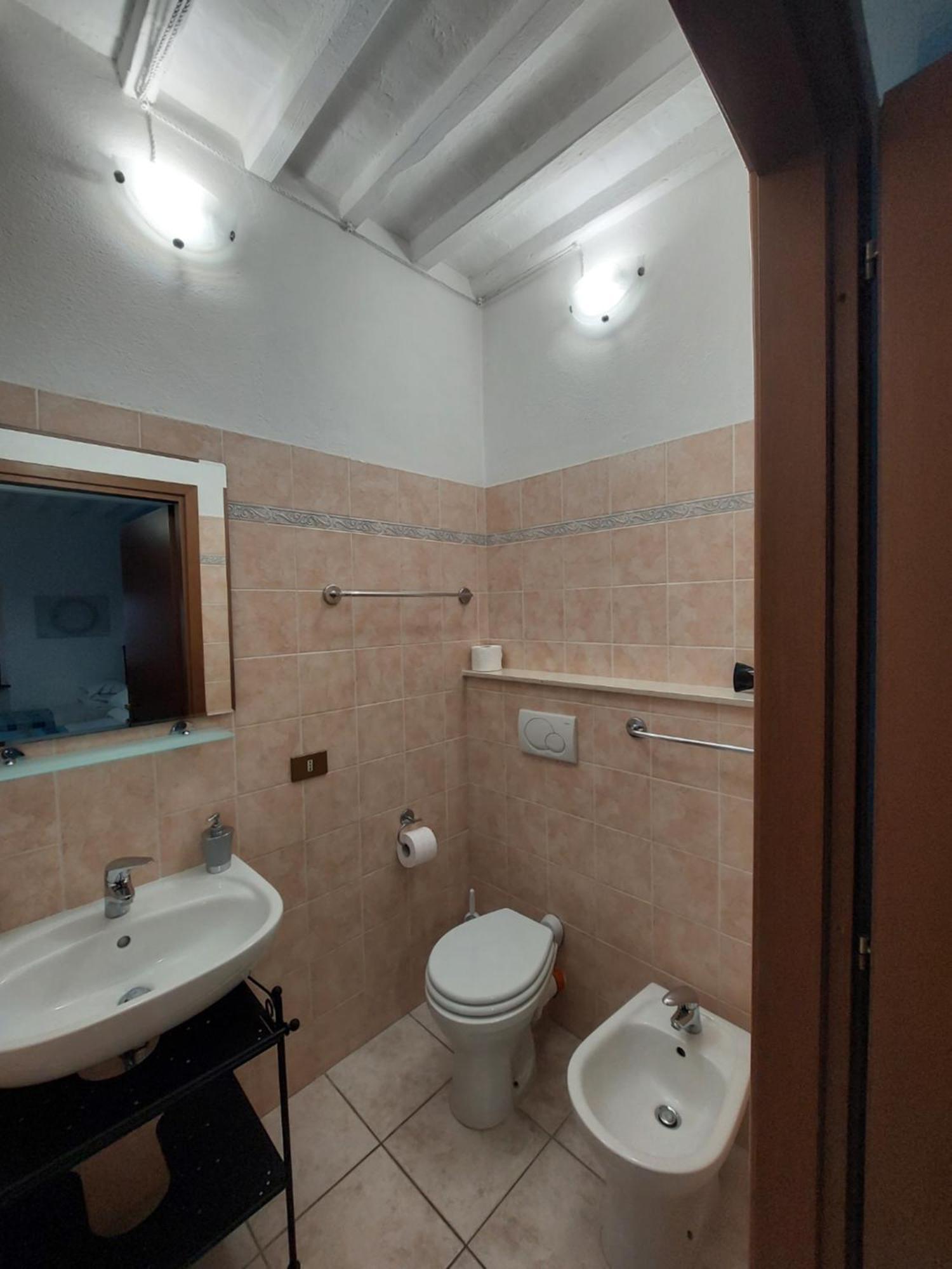 La Convenienza Bed & Breakfast Uliveto Terme ภายนอก รูปภาพ